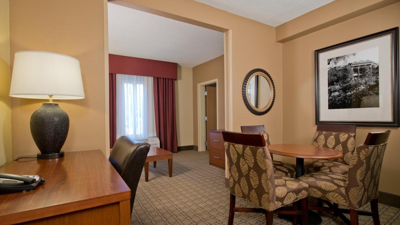 Russell Inn And Suites Starkville Extérieur photo